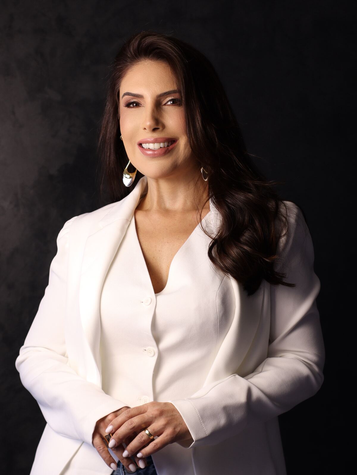 Dra. Andressa Cunha, cirurgiã-dentista